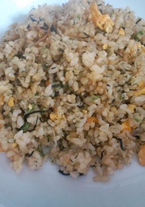 簡単☆野沢菜としらすの玄米チャーハン-レシピのメイン写真