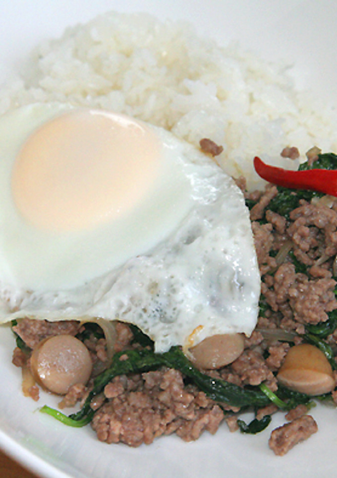 簡単タイ料理　豚挽き肉とバジル炒め-レシピのメイン写真