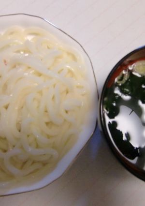 鮭フレーク入りおうどん-レシピのメイン写真