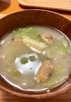 簡単！アサリとキャベツたっぷりバター風味お味噌汁-レシピのメイン写真