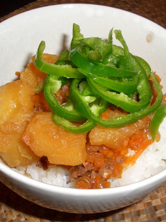 角煮汁使い回し〜肉じゃがそぼろ丼〜-レシピのメイン写真