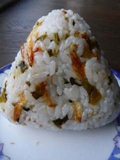 香ばしい桜えびと高菜のおにぎり☆-レシピのメイン写真