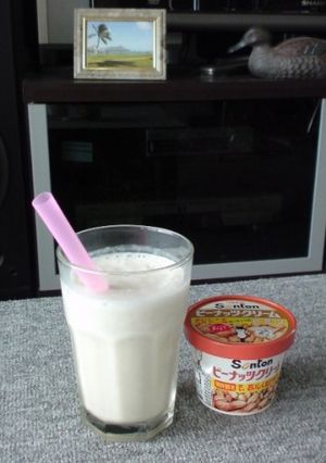 アメリカ人の好きなバナナスムージー?-レシピのメイン写真