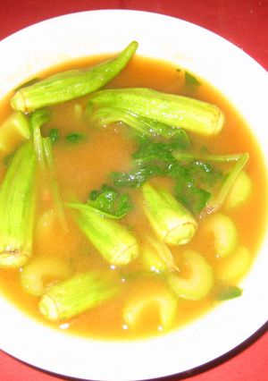 ほうれん草・おくら・セロリのカレースープ-レシピのメイン写真