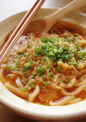 残ったキムチが大活躍✨キムチチゲ風うどん-レシピのメイン写真