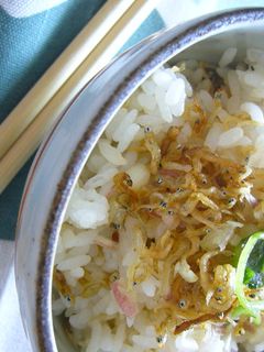 みょうがとちりめんじゃこの混ぜご飯-レシピのメイン写真