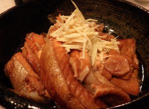 簡単！ショウガたっぷり・鮭のあら煮付-レシピのメイン写真