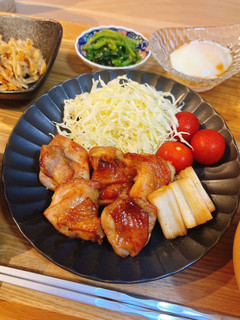 ご飯がすすむ🐾鶏もも肉のローストチキン-レシピのメイン写真
