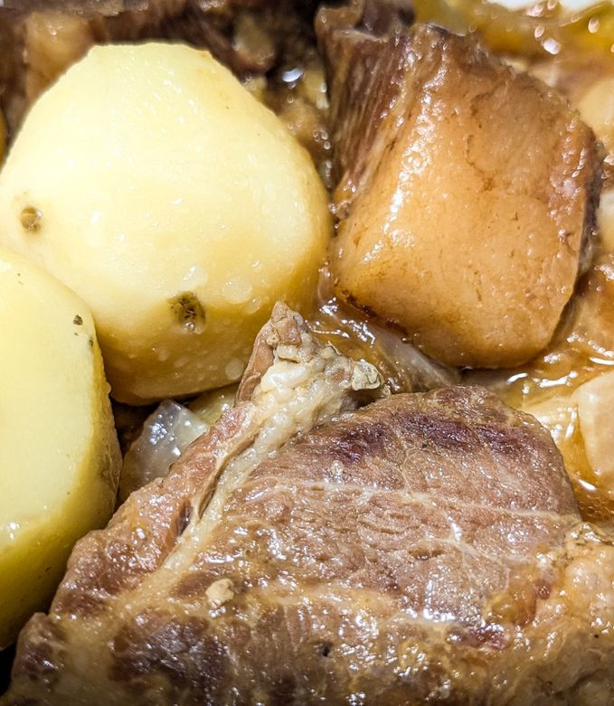 主食になるシンプルな豚にくじゃが-レシピのメイン写真