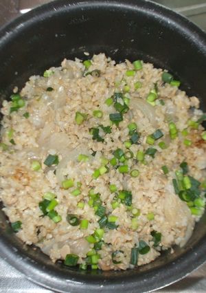 新玉ねぎ炊き込みご飯♪簡単-レシピのメイン写真