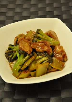 鶏肉とブロッコリーのオイ酢ターソース炒め-レシピのメイン写真