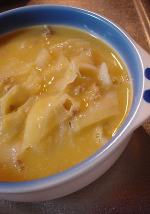 キャベツとひき肉のコーンスープ-レシピのメイン写真
