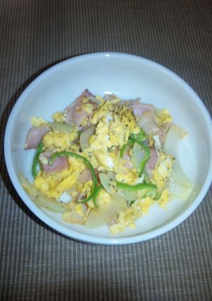 朝ごはんに♪ベーコン卵炒め-レシピのメイン写真