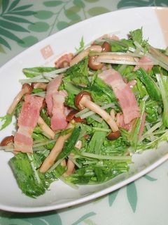 水菜としめじベーコン和風サラダ♪-レシピのメイン写真