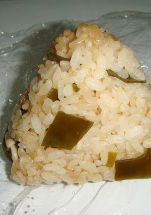 きのことだし昆布で　炊き込みご飯-レシピのメイン写真