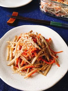 レンジで簡単!味染み胡麻マヨごぼうサラダ-レシピのメイン写真
