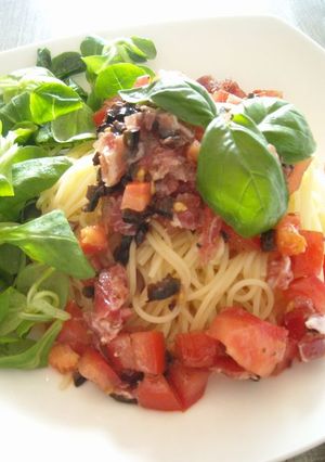 生ハムとブラックオリーブの冷製パスタ-レシピのメイン写真