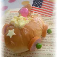 รูปของ お弁当やパーティーに☆パンＤＥくるま♪