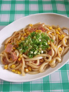 ベーコンとコーンの✿バタ焼きうどん-レシピのメイン写真