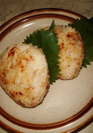 ごま油で☆チーズとしらすの焼きおにぎり-レシピのメイン写真