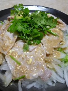 香菜風味の豚冷しゃぶサラダ-レシピのメイン写真