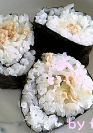 ツナとミョウガと大葉のくるくるおにぎり-レシピのメイン写真