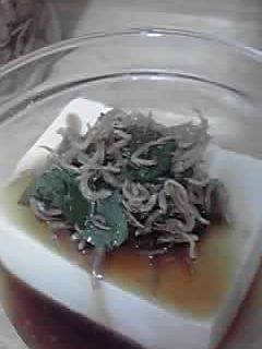 お金がない!ときのおかず②じゃこピー冷奴-レシピのメイン写真