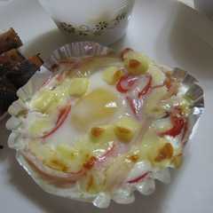 รูปของ 朝食にアルミハクで目玉焼き♪