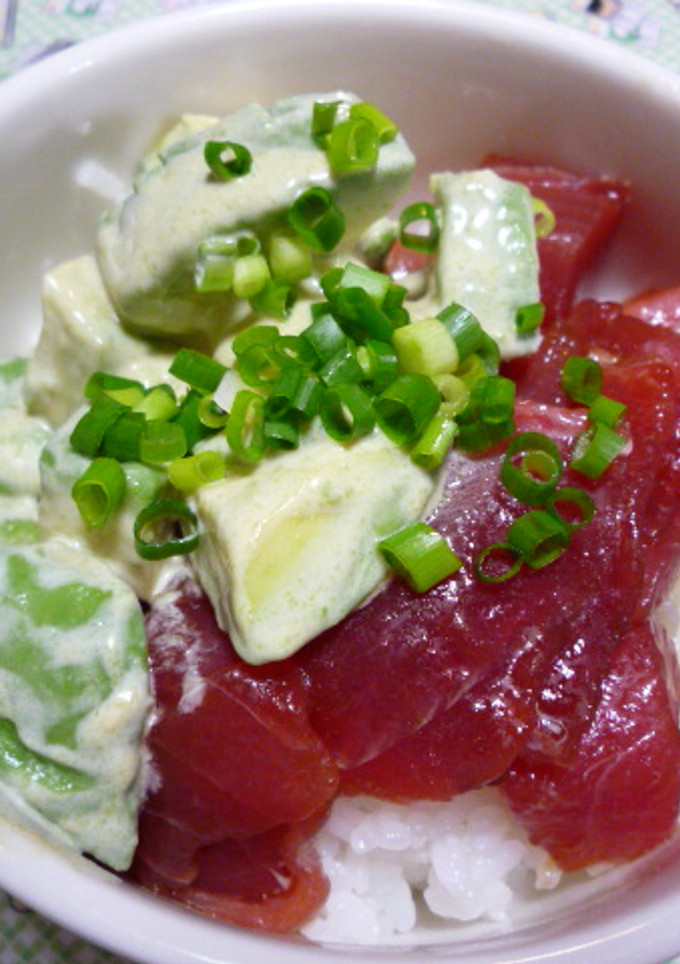 マグロとアボカドのお丼-レシピのメイン写真