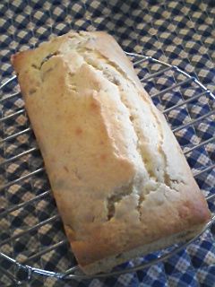 簡単。レーズンとクルミのパウンドケーキ-レシピのメイン写真