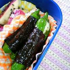 รูปของ シーチキンチーズのししとう海苔巻き