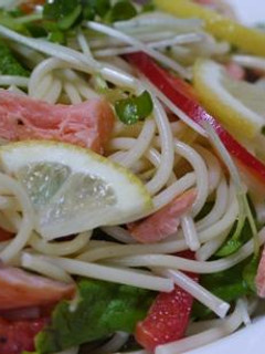 レモンさっぱり☆焼鮭のサラダスパゲッティ-レシピのメイン写真