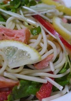 レモンさっぱり☆焼鮭のサラダスパゲッティ-レシピのメイン写真
