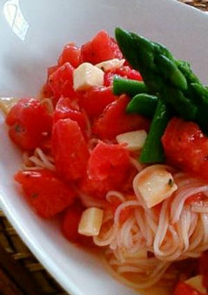 トマトとチーズの冷製パスタ風そうめん-レシピのメイン写真