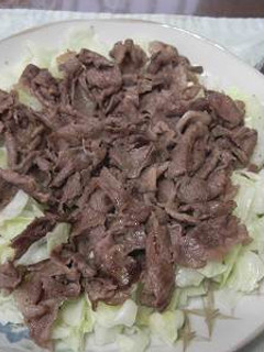 簡単ヘルシー♡牛肉と温野菜のサラダ風♪-レシピのメイン写真