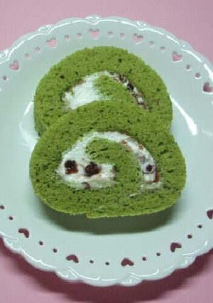 ふんわり、ふっくら♡抹茶ロールケーキ生地-レシピのメイン写真