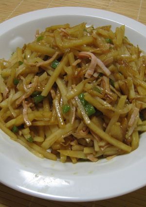 ハムとじゃがいもともやしのカレー炒め-レシピのメイン写真