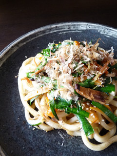 スルメのおかげ。旨味たっぷり焼きうどん-レシピのメイン写真