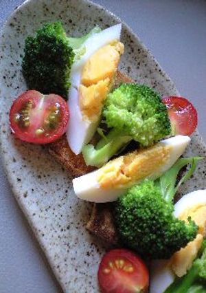 カリカリ豆腐のブロ玉サラダ-レシピのメイン写真