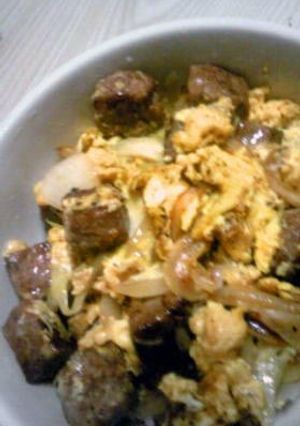 ふわふわ卵のサイコロステーキ丼！-レシピのメイン写真