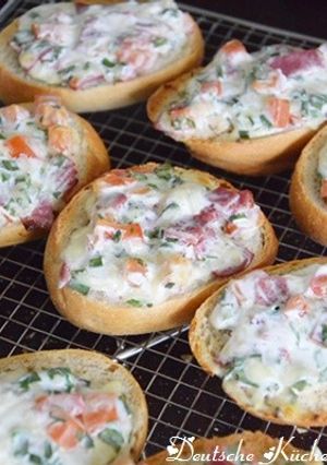 ピッツァブロートヒェン【ドイツ料理】-レシピのメイン写真