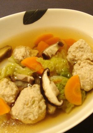 ボリュームたっぷり☆白菜と鶏団子のスープ-レシピのメイン写真