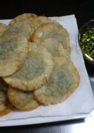 おつまみにピッタリ☆まんまる揚げ餃子-レシピのメイン写真