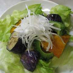 รูปของ 揚げ野菜のサラダ