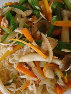 ツナ缶であら簡単!そうめんちゃんぷる~-レシピのメイン写真