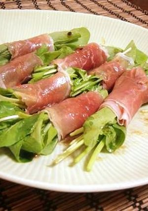 ルッコラと生ハムのひとくちおつまみ-レシピのメイン写真