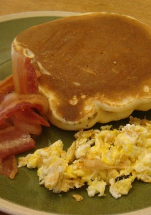 アメリカダイナーの朝食！カリカリベーコン-レシピのメイン写真