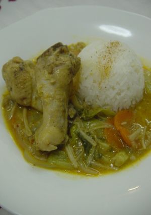 鶏手羽グリルと野菜たっぷりイエローカレー-レシピのメイン写真