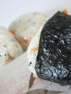 わさび茶漬け♪鮭 ラップおにぎり-レシピのメイン写真
