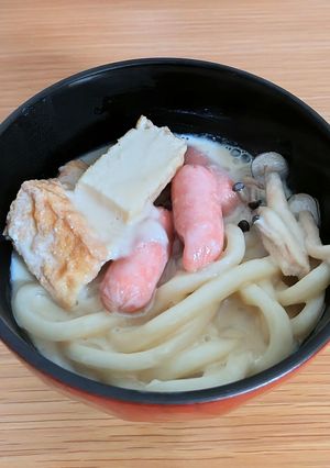 【一人鍋】豆乳シュレッドチーズ入り豆乳鍋-レシピのメイン写真
